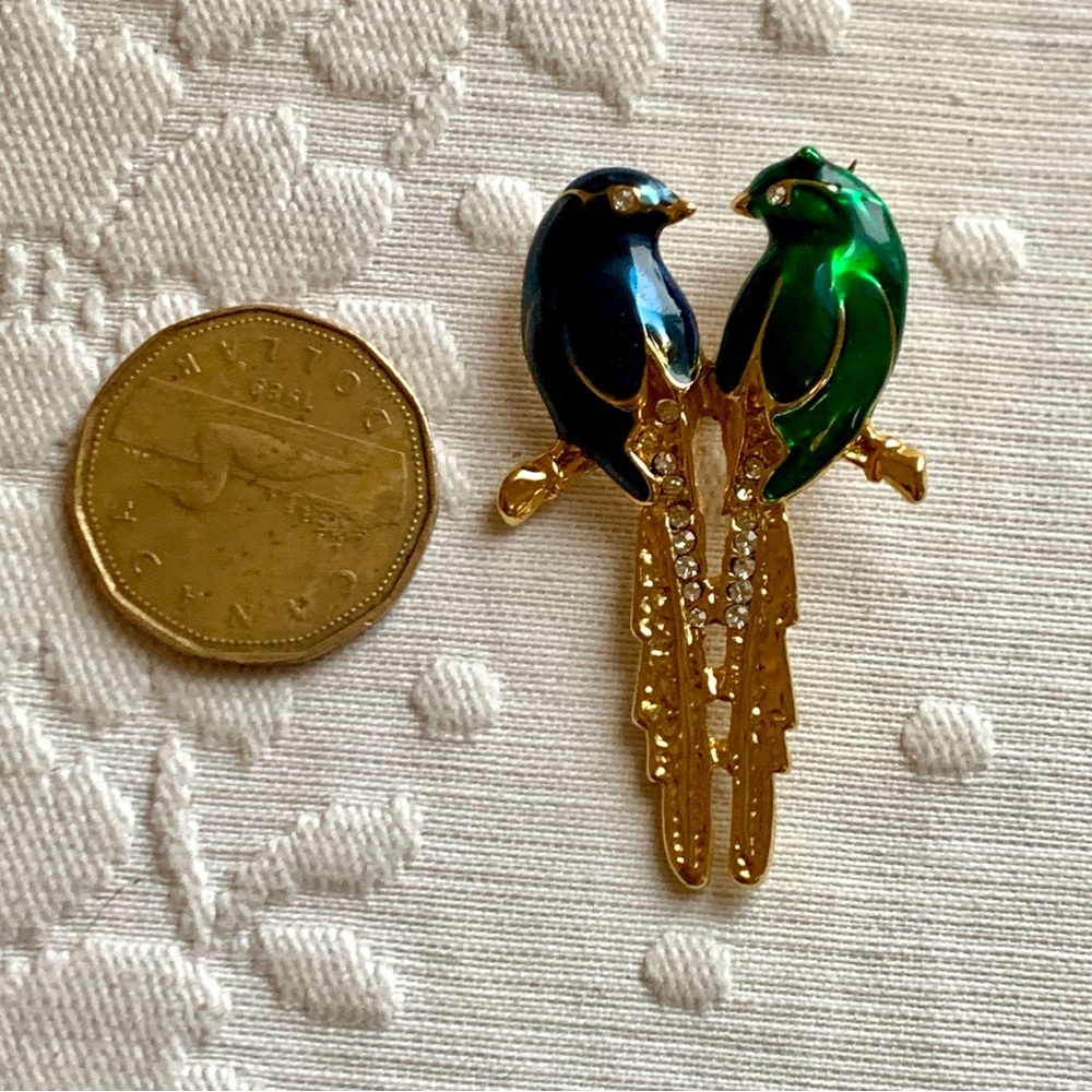 Vintage Enameled Love Birds Brooch - Picture 5 of 5